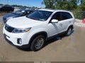 Photo 2 of 13 — 2015 Kia Sorento