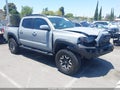 Photo 1 of 16 — 2018 Toyota Tacoma