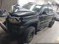 Photo 2 of 16 — 2015 Toyota Tacoma