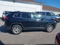 Photo 13 of 16 — 2018 Jeep Cherokee