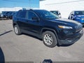 Photo 1 of 16 — 2018 Jeep Cherokee