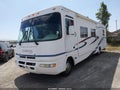 2003 Ford F-550 Super Duty — photo 2 of 11 | VIN 1FCNF53S830A03179