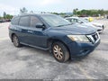 Photo 1 of 16 — 2015 Nissan Pathfinder