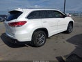 2018 Toyota Highlander — photo 4 of 16 | VIN 5TDJZRFH2JS550200