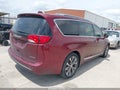 2018 Chrysler Pacifica — photo 4 of 12 | VIN 2C4RC1GG6JR154789