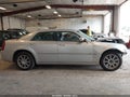 2010 Chrysler 300 — photo 13 of 16 | VIN 2C3CK5CV2AH331319