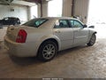 2010 Chrysler 300 — photo 4 of 16 | VIN 2C3CK5CV2AH331319