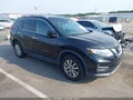 Photo 1 of 16 — 2017 Nissan Rogue