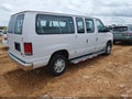 Photo 4 of 16 — 2014 Ford E-350