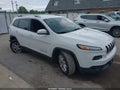 2016 Jeep Cherokee — photo 1 of 16 | VIN 1C4PJLCB6GW125215