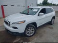 2016 Jeep Cherokee — photo 2 of 16 | VIN 1C4PJLCB6GW125215