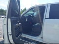 2018 Chevrolet Silverado 1500 — photo 6 of 11 | VIN 3GCUKREC9JG294904