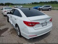 2015 Hyundai Sonata — photo 3 of 17 | VIN 5NPE34AF2FH016526