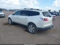Photo 3 of 10 — 2011 Chevrolet Traverse