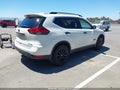 2017 Nissan Rogue — photo 4 of 16 | VIN 5N1AT2MV0HC762828