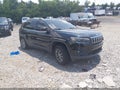Photo 1 of 17 — 2019 Jeep Cherokee