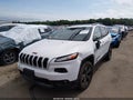 2017 Jeep Cherokee — photo 2 of 11 | VIN 1C4PJMCB4HW556465