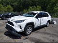 2020 Toyota RAV4 — photo 2 of 14 | VIN 2T3P1RFV2LC084861