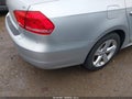 2013 Volkswagen Passat — photo 12 of 15 | VIN 1VWBP7A3XDC108567