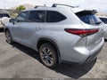 Photo 3 of 19 — 2023 Toyota Highlander Hybrid