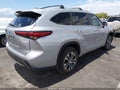 Photo 4 of 19 — 2023 Toyota Highlander Hybrid