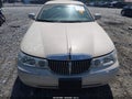 Photo 6 of 11 — 2001 Lincoln Town Car
