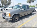 1999 GMC Sierra — photo 2 of 16 | VIN 1GTEC19MXXR505865