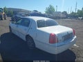 2007 Lincoln Town Car — photo 3 of 16 | VIN 1LNHM82W67Y637957