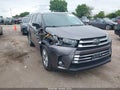 Photo 1 of 16 — 2018 Toyota Highlander