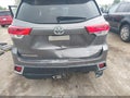 Photo 6 of 16 — 2018 Toyota Highlander