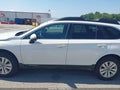 2018 Subaru Outback — photo 14 of 16 | VIN 4S4BSAFC0J3396405
