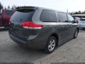 Photo 4 of 17 — 2011 Toyota Sienna