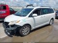 2012 Toyota Sienna — photo 2 of 17 | VIN 5TDYK3DC9CS262331