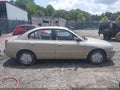 Photo 13 of 16 — 2005 Hyundai Elantra