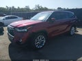 Photo 2 of 16 — 2020 Toyota Highlander