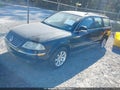 2004 Volkswagen Passat — photo 2 of 11 | VIN WVWVD63BX4E289455