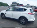 Photo 15 of 17 — 2017 Toyota RAV4