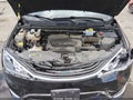 2018 Chrysler Pacifica — photo 10 of 16 | VIN 2C4RC1L74JR169605