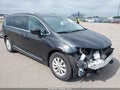 2018 Chrysler Pacifica — photo 1 of 17 | VIN 2C4RC1BG0JR178030