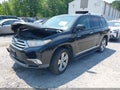 Photo 2 of 16 — 2013 Toyota Highlander
