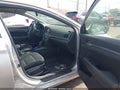 2017 Hyundai Elantra — photo 5 of 18 | VIN 5NPD84LF7HH193585