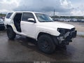 2022 Toyota 4Runner — photo 1 of 17 | VIN JTEFU5JR4N5256690