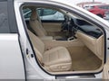 2014 Lexus ES 350 — photo 5 of 17 | VIN JTHBK1GG2E2114085