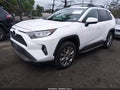 2020 Toyota RAV4 — photo 2 of 16 | VIN 2T3A1RFV7LW115123