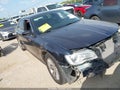 2018 Chrysler 300 — photo 1 of 17 | VIN 2C3CCAAG3JH140499