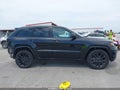 Photo 14 of 17 — 2017 Jeep Grand Cherokee