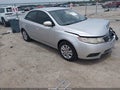 2012 Kia Forte — photo 1 of 16 | VIN KNAFU4A26C5596287