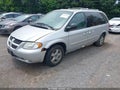 2004 Dodge Grand Caravan — photo 2 of 11 | VIN 2D4GP44L04R543577