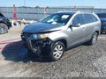 2013 Kia Sorento — photo 2 of 17 | VIN 5XYKT4A21DG329393