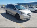 2005 Toyota Sienna — photo 1 of 17 | VIN 5TDZA23CX5S316595